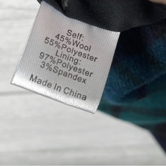 Tuckernuck Plaid Blouse Blackwatch - Picture 8 of 9